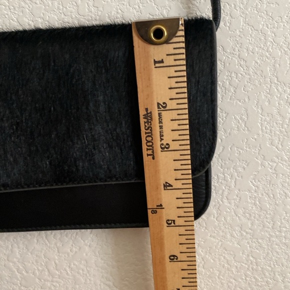 LUCKY BRAND Women’s Black Crossbody Bag with Easy Sliding Adjustable Strap - Picture 11 of 12